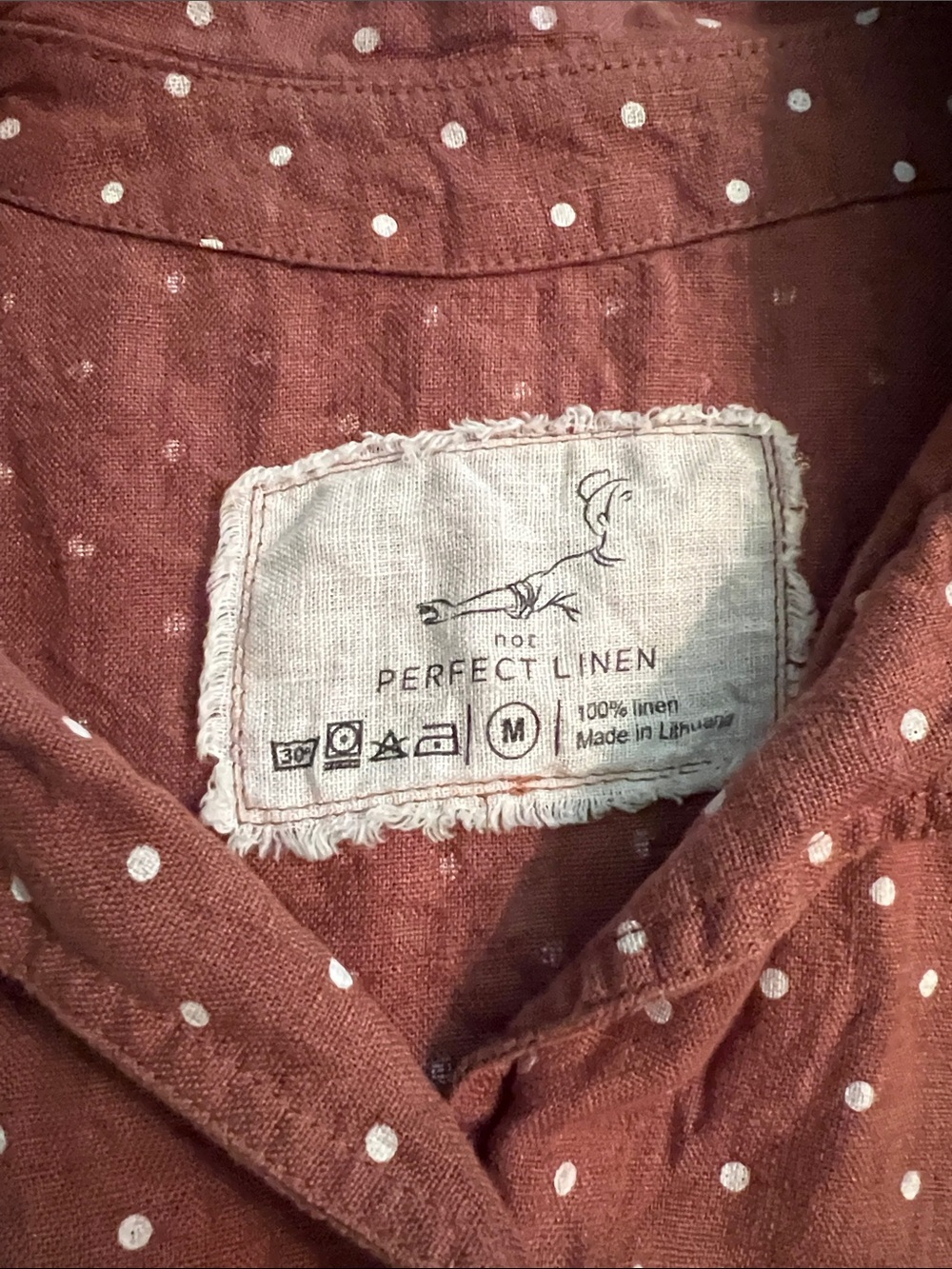 notPERFECTLINEN Rust Polka Dot camp collar Button-Down Shirt - Picture 2 of 2